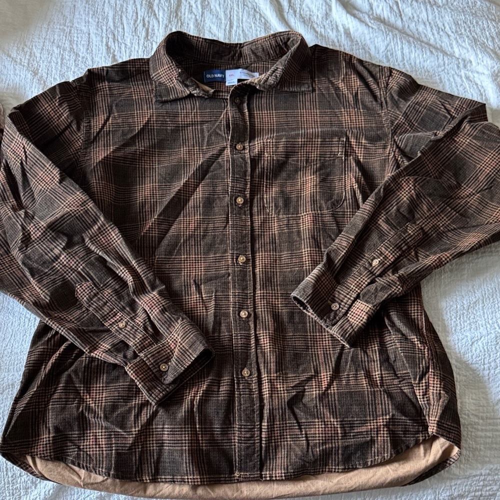 Old Navy Men's Brown Plaid Button-Down Shirt